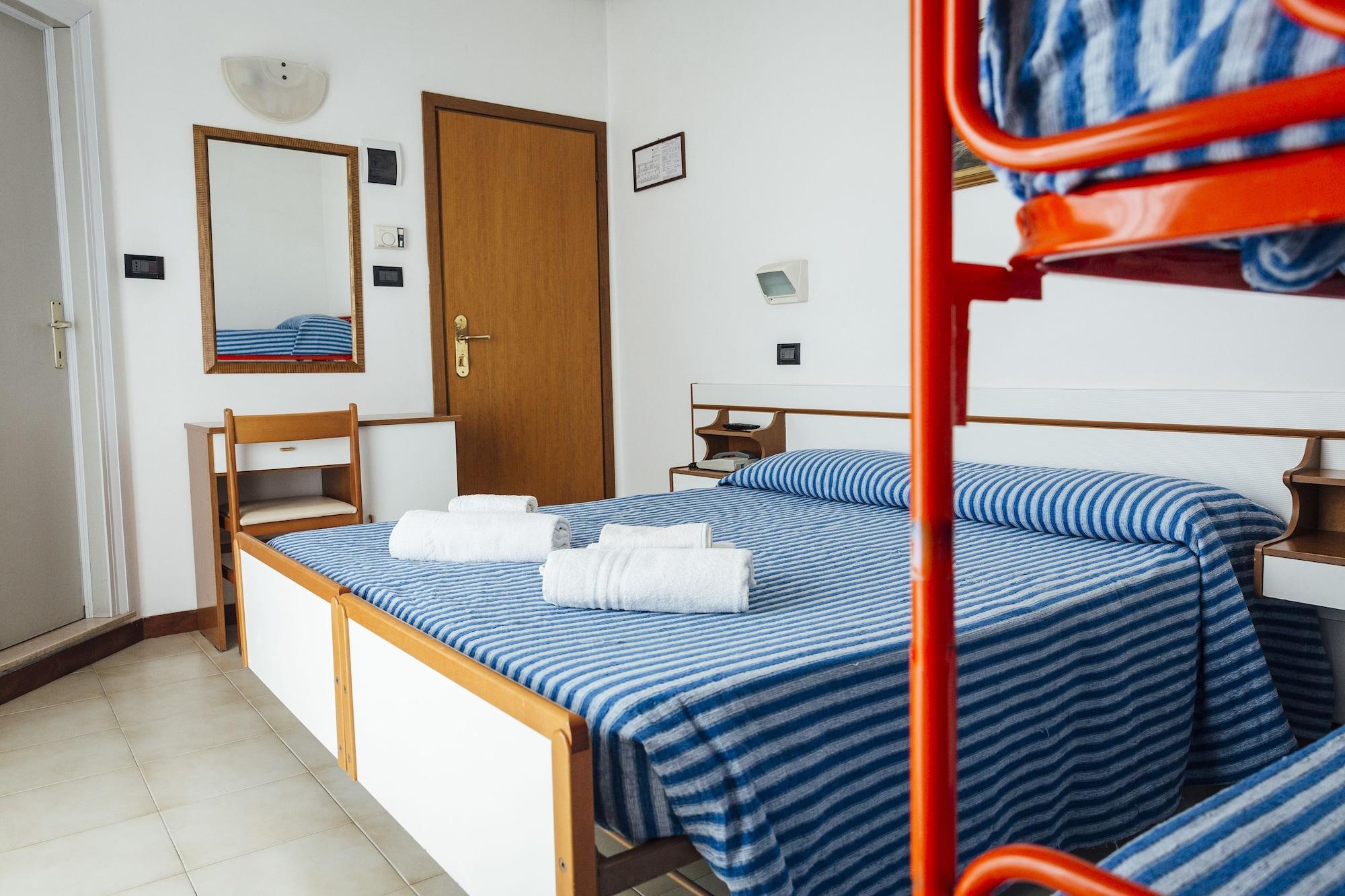 Hotel Montecarlo ريميني المظهر الخارجي الصورة