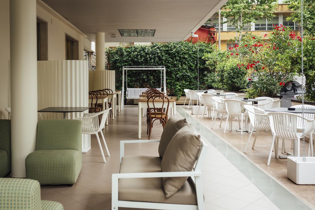 Hotel Montecarlo ريميني المظهر الخارجي الصورة