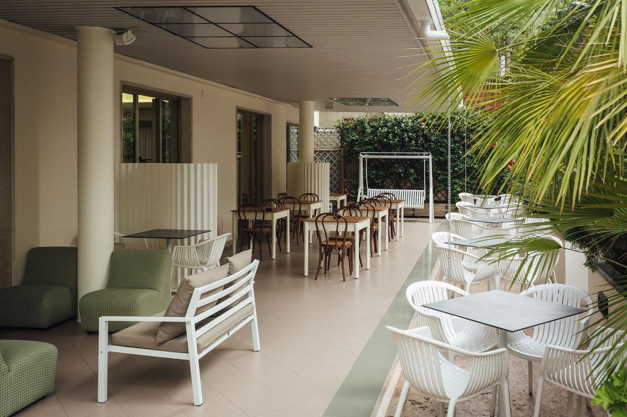 Hotel Montecarlo ريميني المظهر الخارجي الصورة